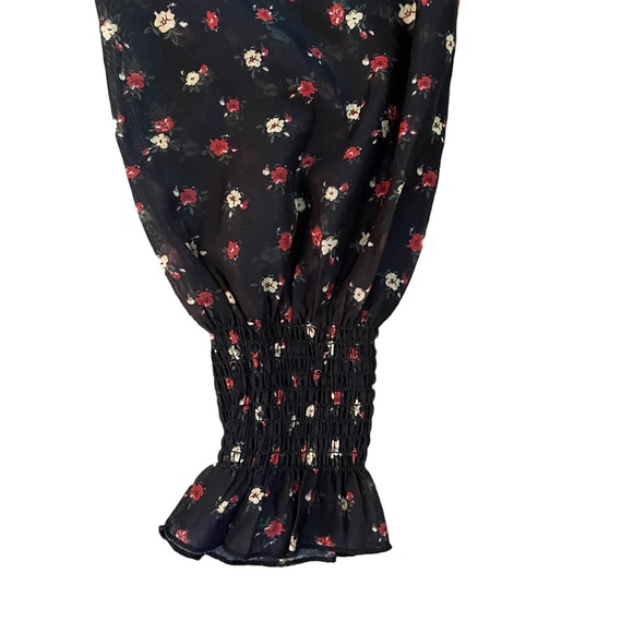 NWT BLACK RIBBED FULL LENGTH TOP WITH FLORAL PRINT MESH LONG SLEEVES SIZE SMALL - Picture 3 of 7